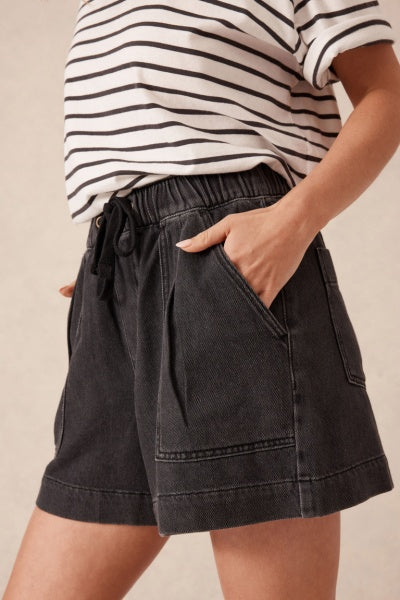 Relaxed Everyday Short | Vintage Black Twill
