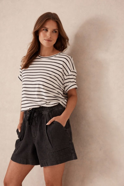Relaxed Everyday Short | Vintage Black Twill