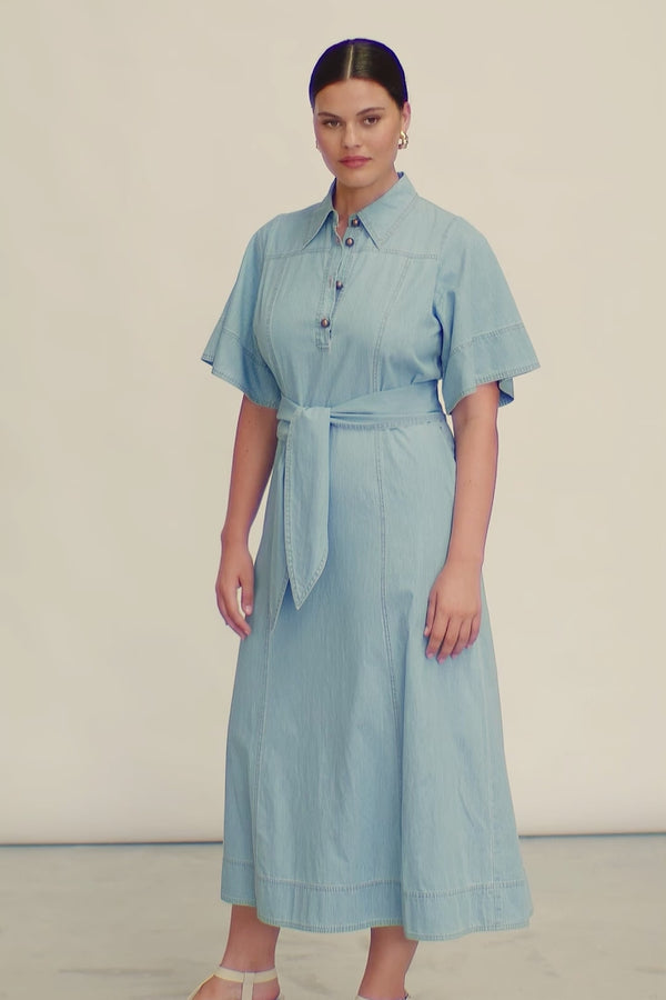 Cameo Dress | Light Chambray