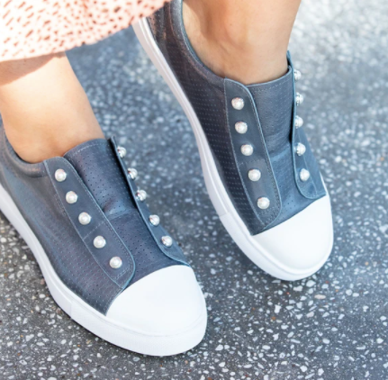 Pearl Shoe - Blue Leather